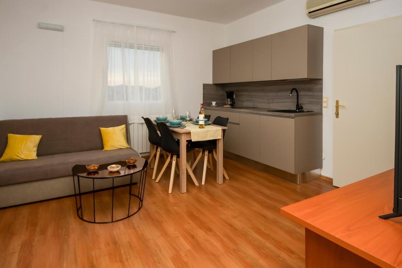 Apartments4You Vodice Exterior foto